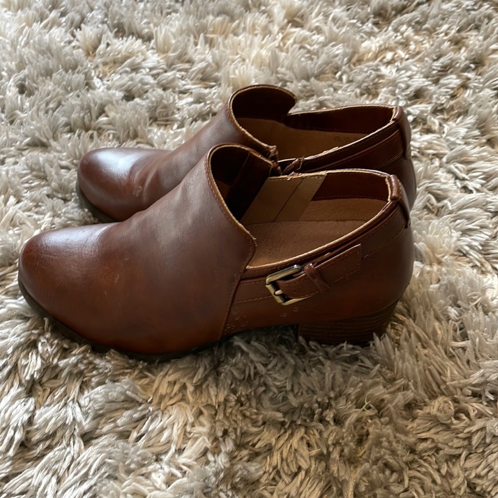 Naturalizer booties